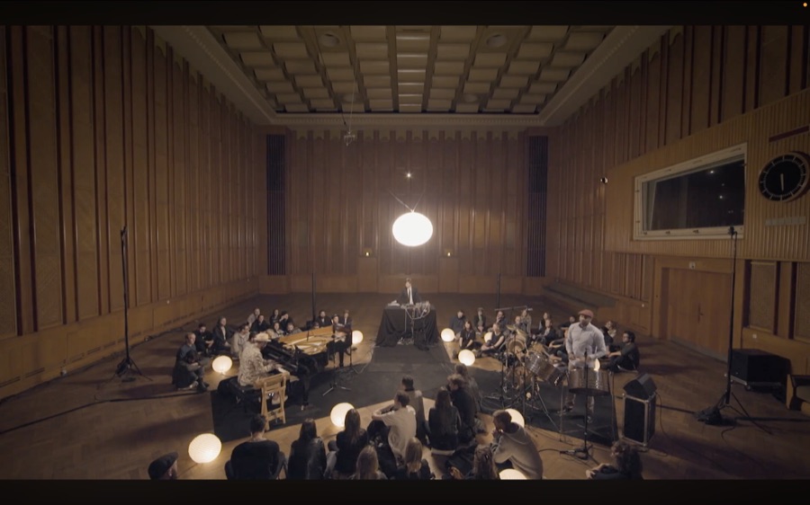 Still from the Funkhaus live recording session with Aron Ottignon